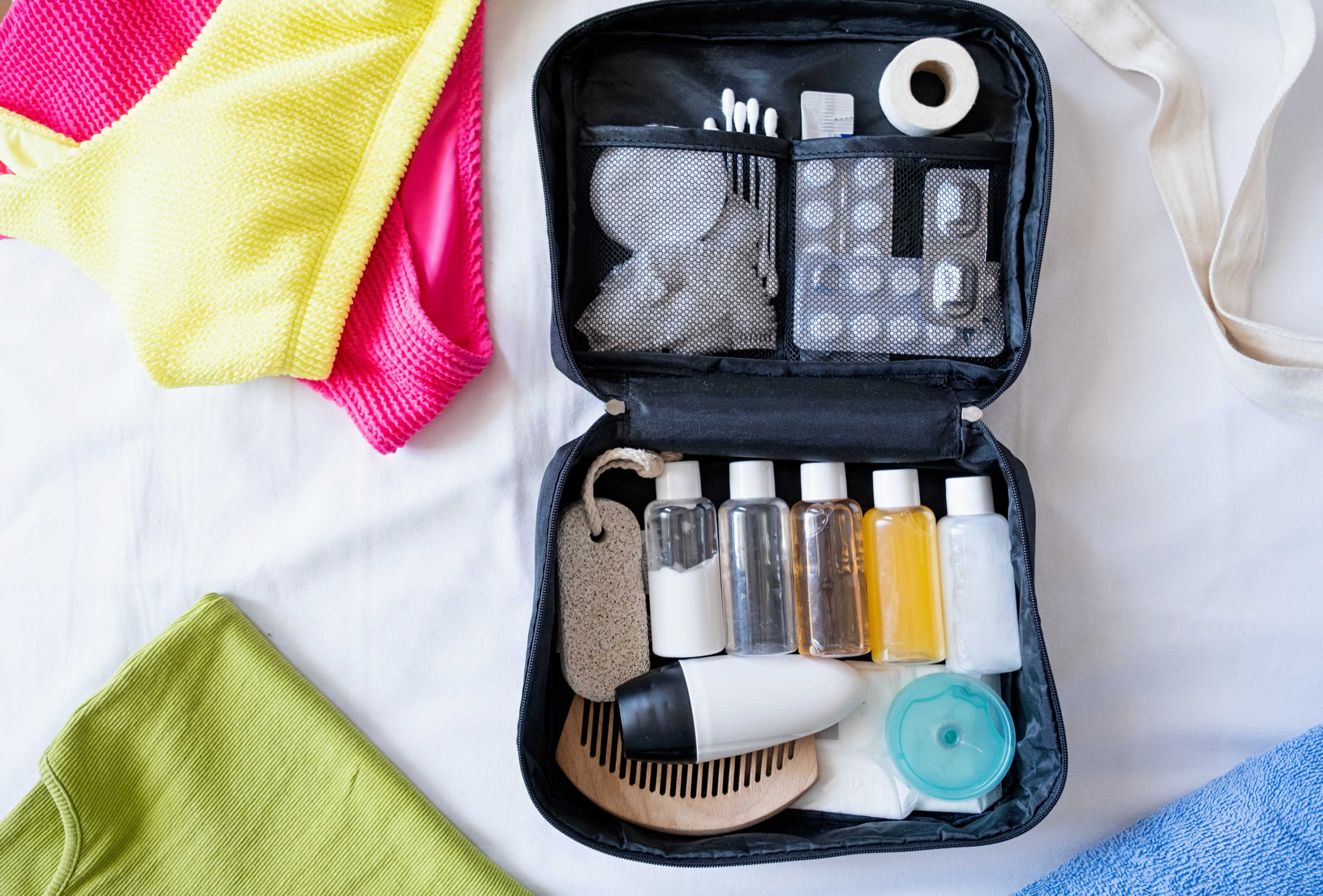 Can i pack toiletries in my fashion checked luggage